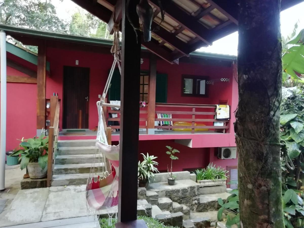 Villa Felix Suites E Chales 우바투바 외부 사진
