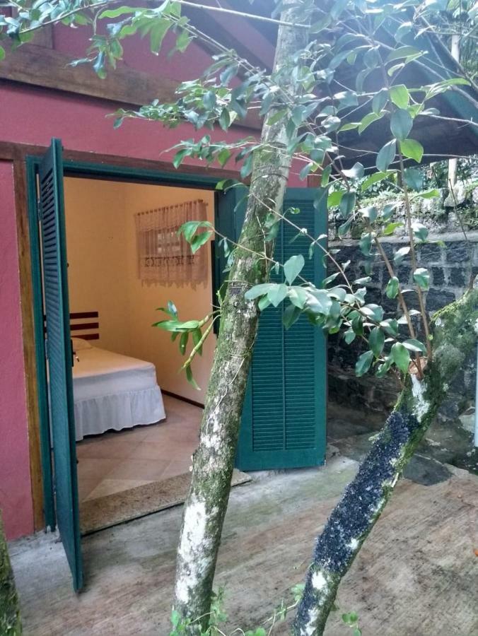 Villa Felix Suites E Chales 우바투바 외부 사진